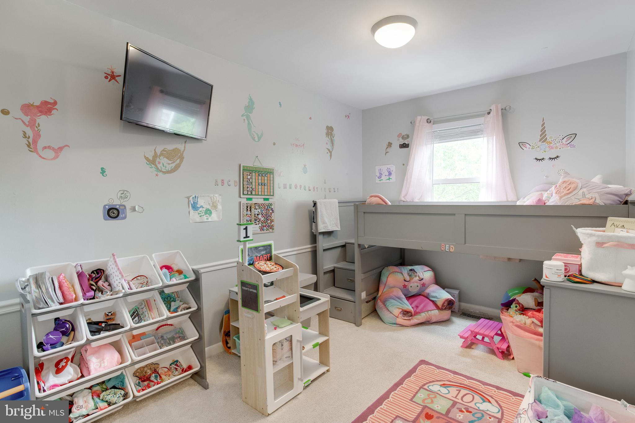 11457 Appledowre Way, Unit 2 Germantown, MD 20876 - Photo 24 of 35 3rd Bedroom
