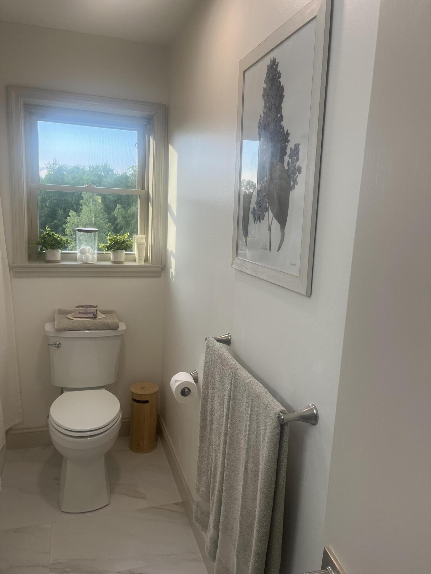 68 Whaleback Road Limington, ME 04049 - Photo 24 of 33 2nd flr bath