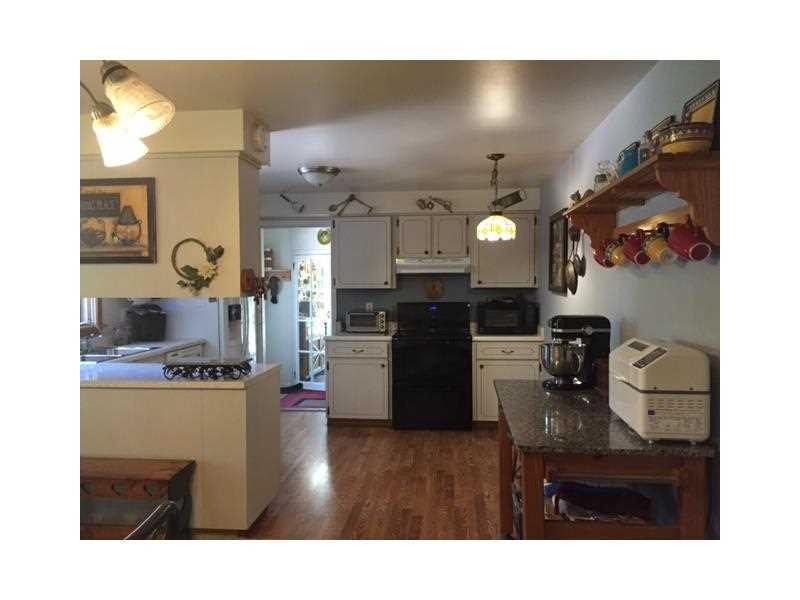 432 Anderson Hozak Road Clinton, PA 15026 - Photo 3 of 14 Kitchen.