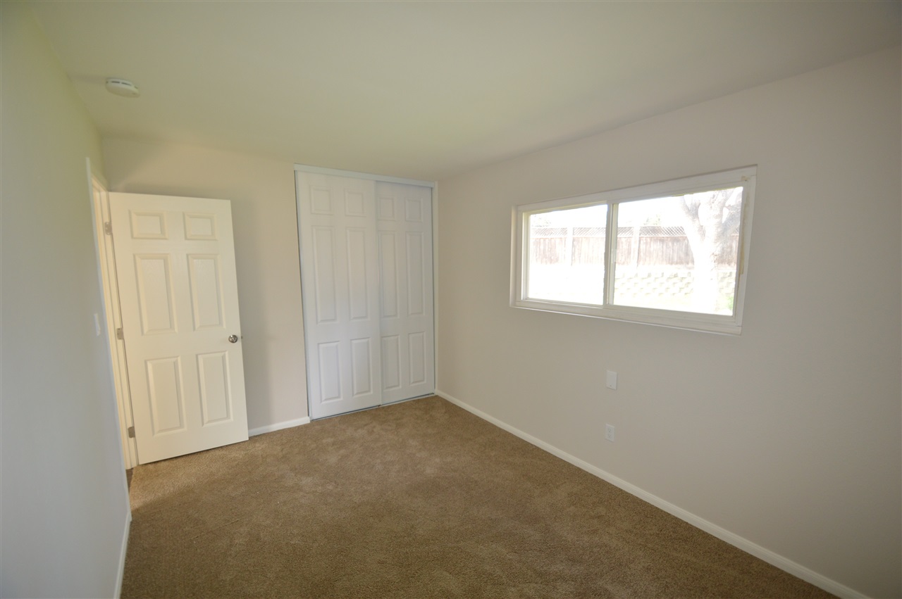 1614 Tarleton Street Spring Valley, CA 91977 - Photo 9 of 15 Gallery Image 9