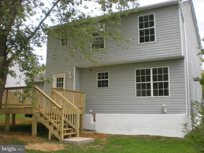 Exterior (Rear)