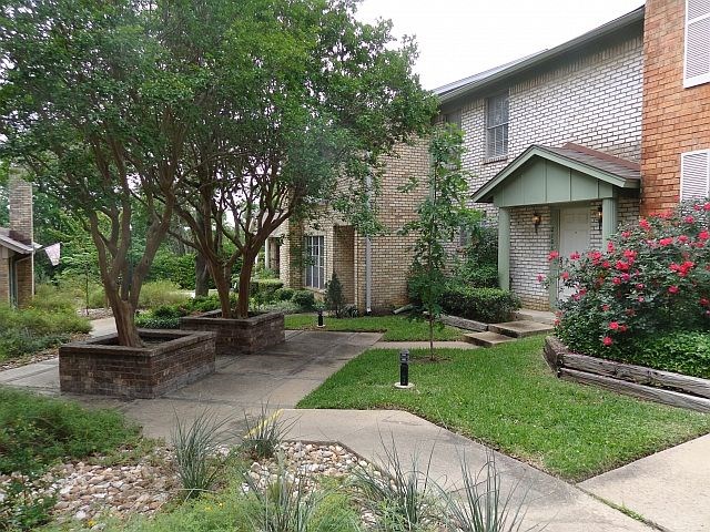 2106 Kipling Drive Austin, TX 78752 - Photo 1 of 1