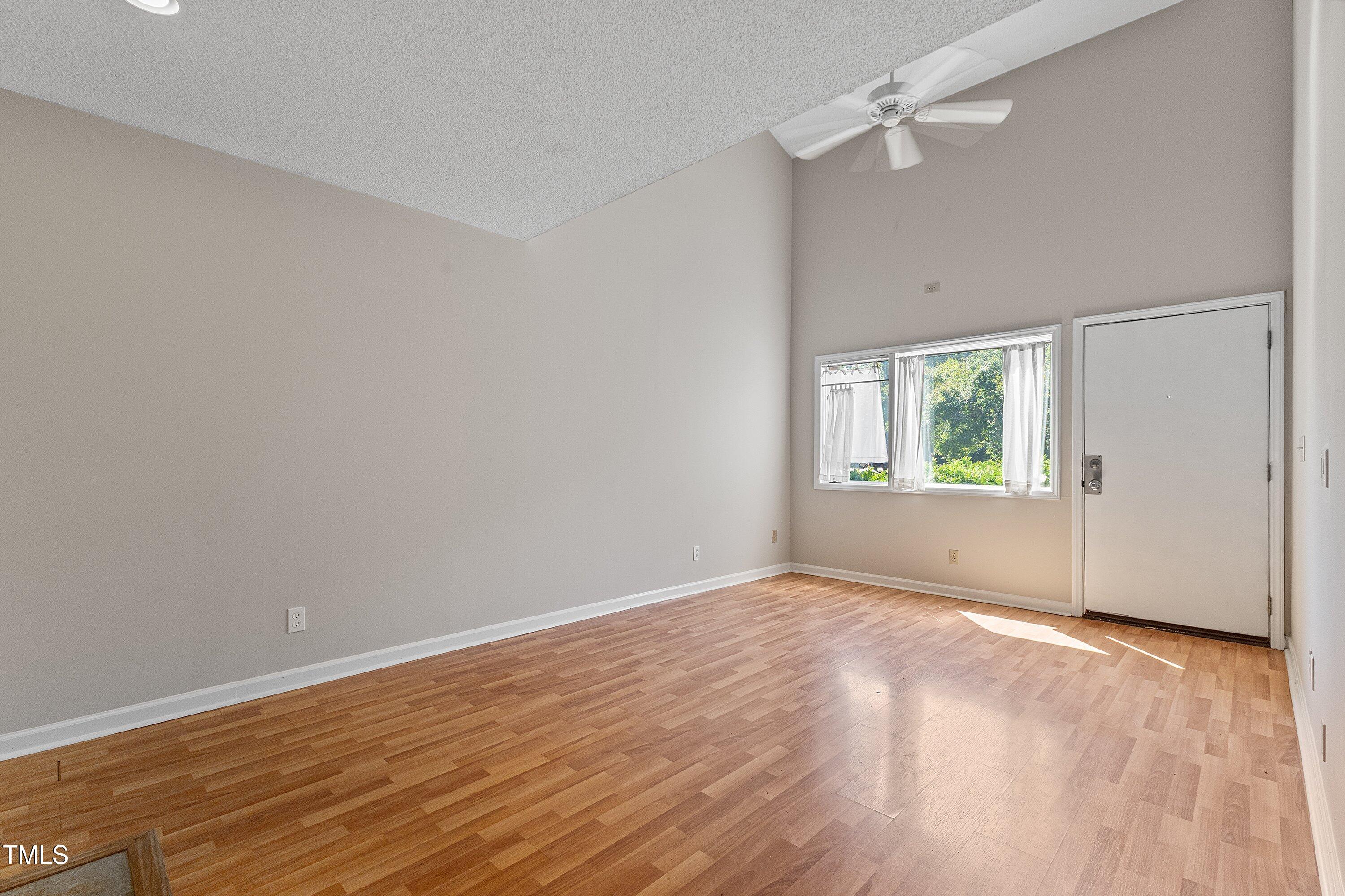 4350 Hunters Club Drive Raleigh, NC 27606 - Photo 10 of 32 07-4350 Hunters Club Dr,_4794