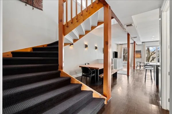 $1,699,500 | 1121 West Drummond Place, Chicago, IL 60614