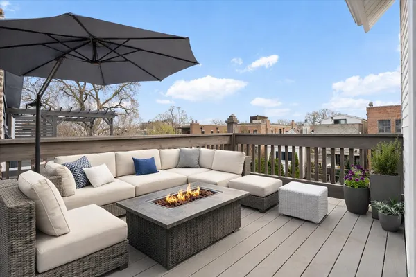 $1,699,500 | 1121 West Drummond Place, Chicago, IL 60614