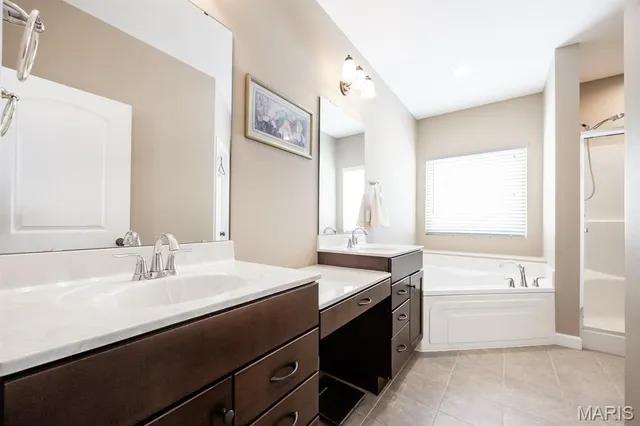 $499,900 | 505 Lk Vista Way, O'Fallon, IL 62269