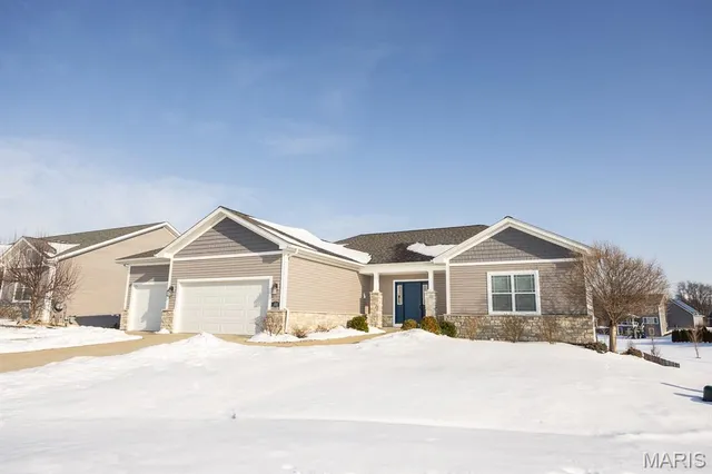 $499,900 | 505 Lk Vista Way, O'Fallon, IL 62269