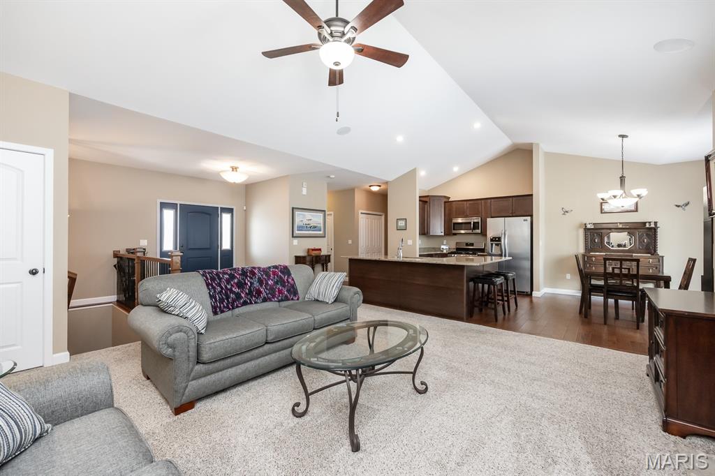 505 Lk Vista Way O'Fallon, IL 62269 - Photo 6 of 37