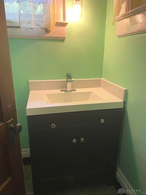 1215 East High Street Springfield, OH 45505 - Photo 26 of 52