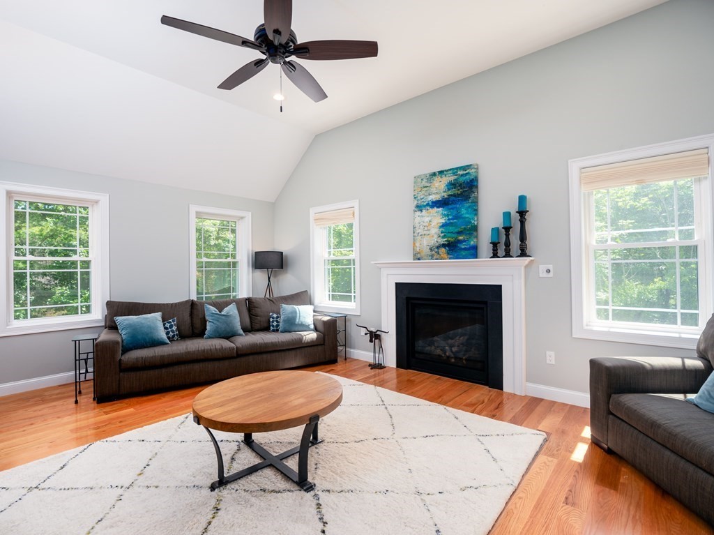 326 Campbell Road North Andover, MA 01845 - Photo 15 of 42