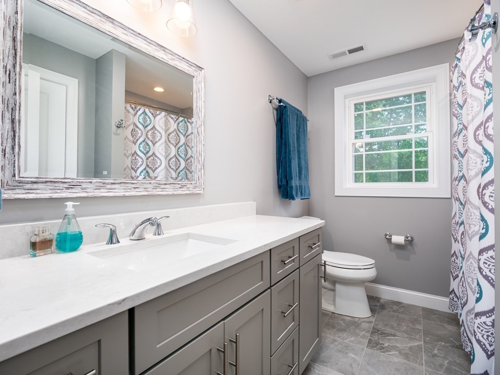 326 Campbell Road North Andover, MA 01845 - Photo 29 of 42