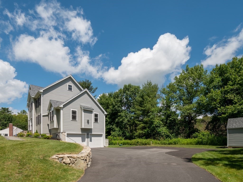 326 Campbell Road North Andover, MA 01845 - Photo 39 of 42