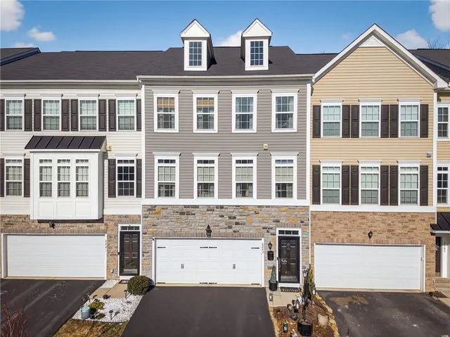 $335,000 | 2283 Flint Drive, Washington, PA 15301