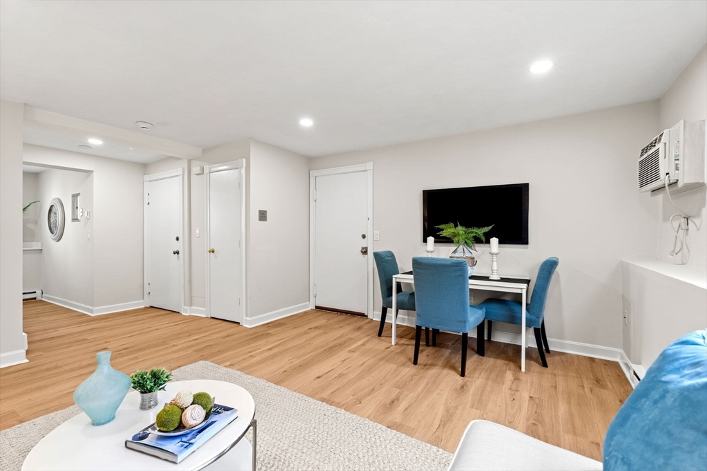 16 Appleton Park, Unit B2 Ipswich, MA 01938 - Photo 5 of 28