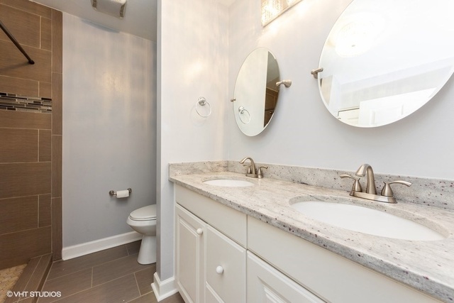 8822 Dee Road Des Plaines, IL 60016 - Photo 8 of 12