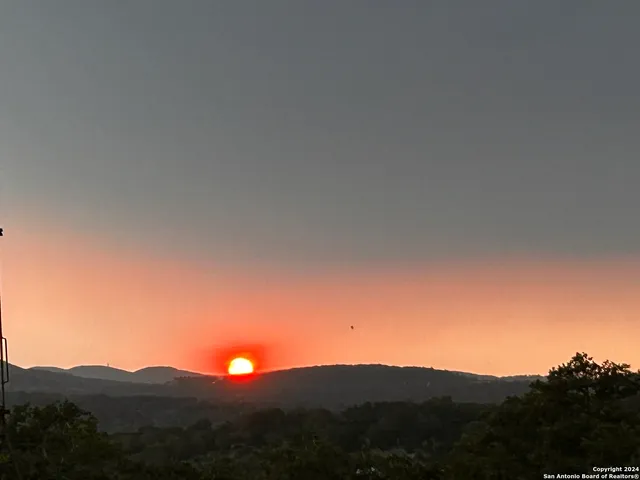 $499,900 | 116 Poehnert Road, Boerne, TX 78006