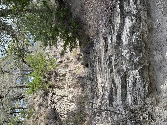 $499,900 | 116 Poehnert Road, Boerne, TX 78006