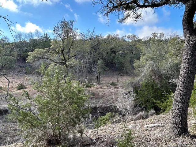 $499,900 | 116 Poehnert Road, Boerne, TX 78006