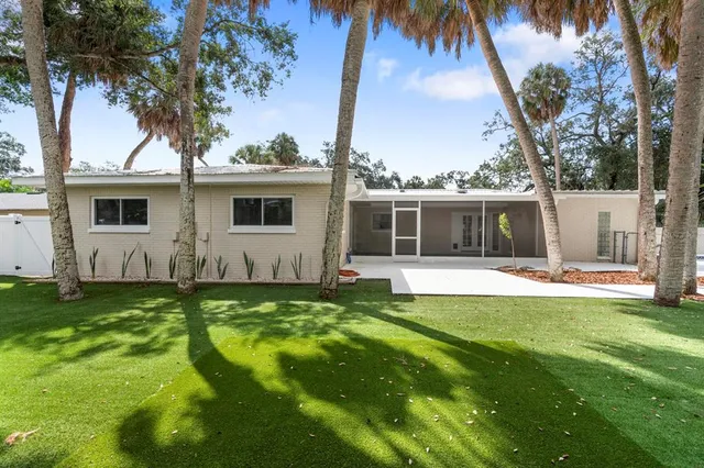 $975,000 | 4631 West Sunset Boulevard, Tampa, FL 33629