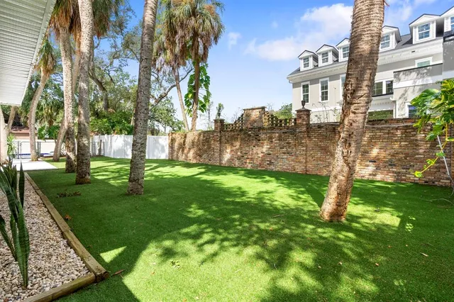 $975,000 | 4631 West Sunset Boulevard, Tampa, FL 33629