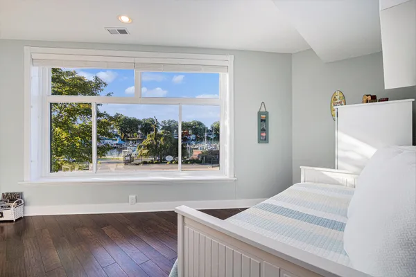 $499,000 | 259 Kalamazoo Street, Unit 4, South Haven, MI 49090