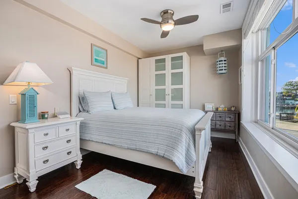 $499,000 | 259 Kalamazoo Street, Unit 4, South Haven, MI 49090