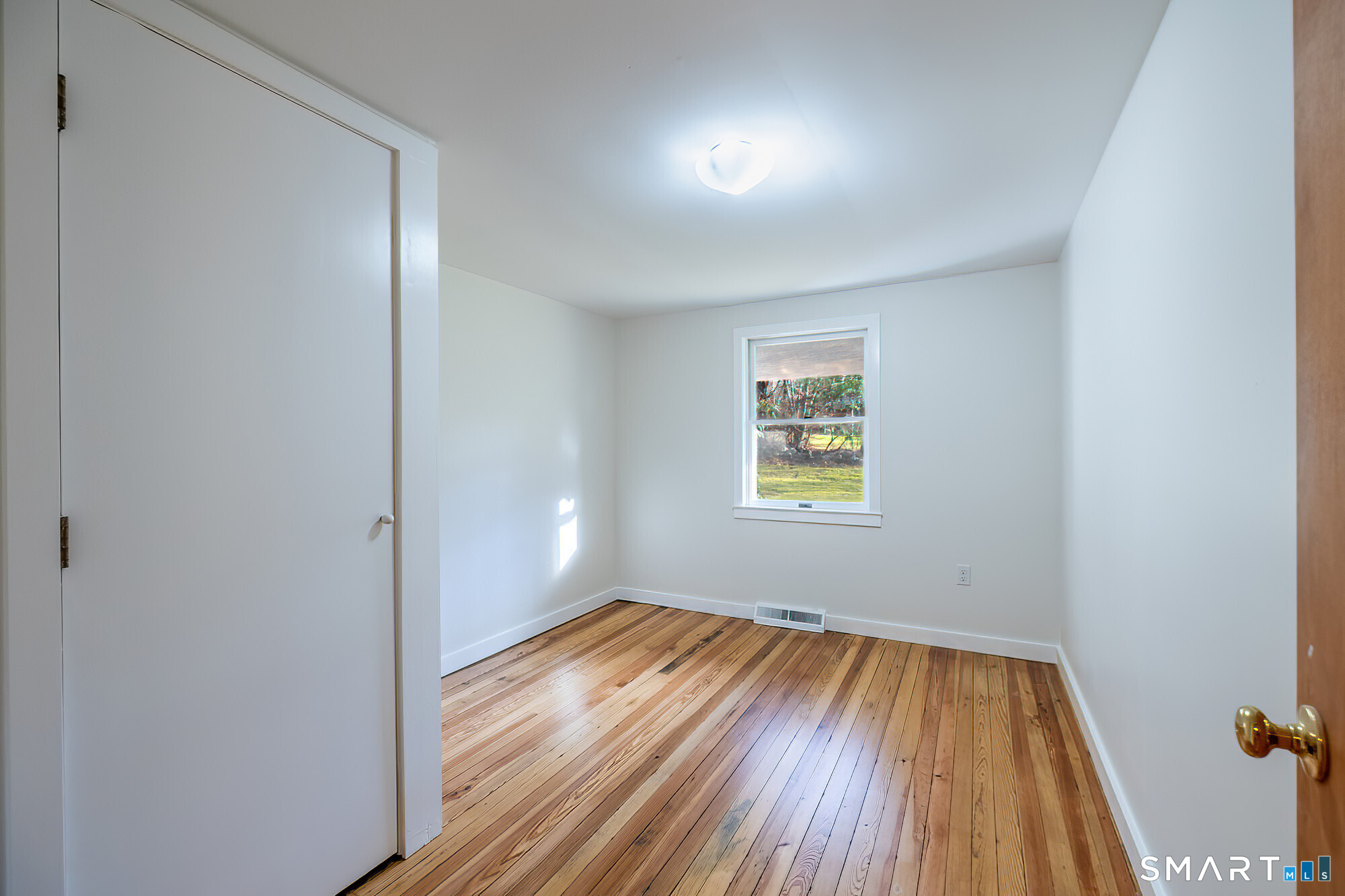 1 Long Wall Road Redding, CT 06896 - Photo 19 of 26