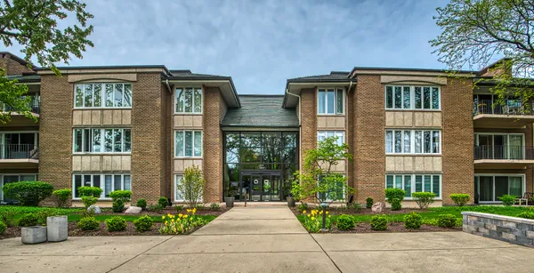 $585,000 | 2 Oak Brook Club Drive, Unit C103, Oak Brook, IL 60523