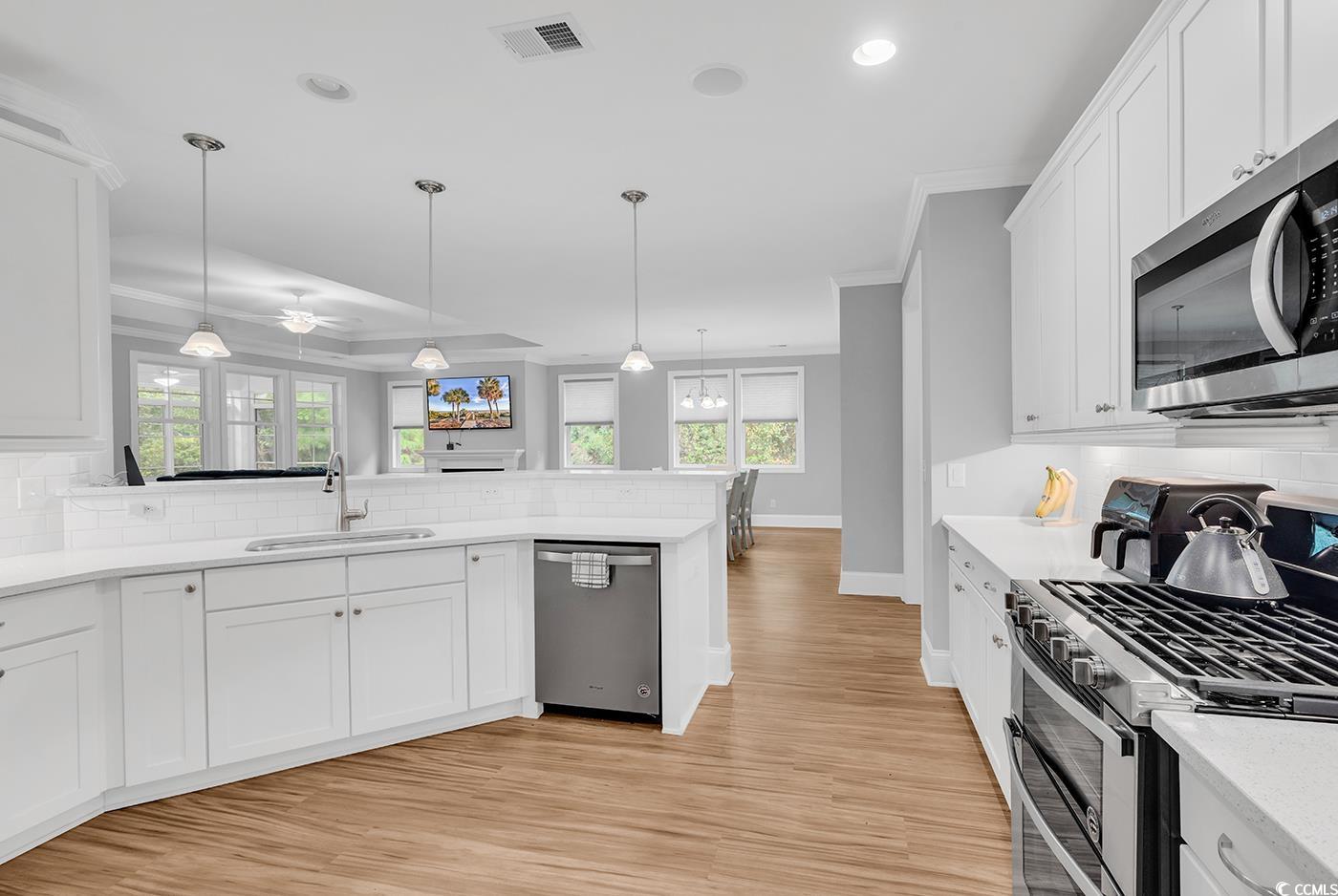 445 Wakefield Court Murrells Inlet, SC 29576 - Photo 17 of 37 Gallery Image 17