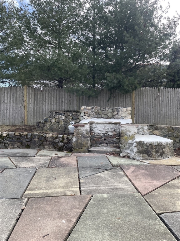 361 Mishawum Road Woburn, MA 01801 - Photo 17 of 23