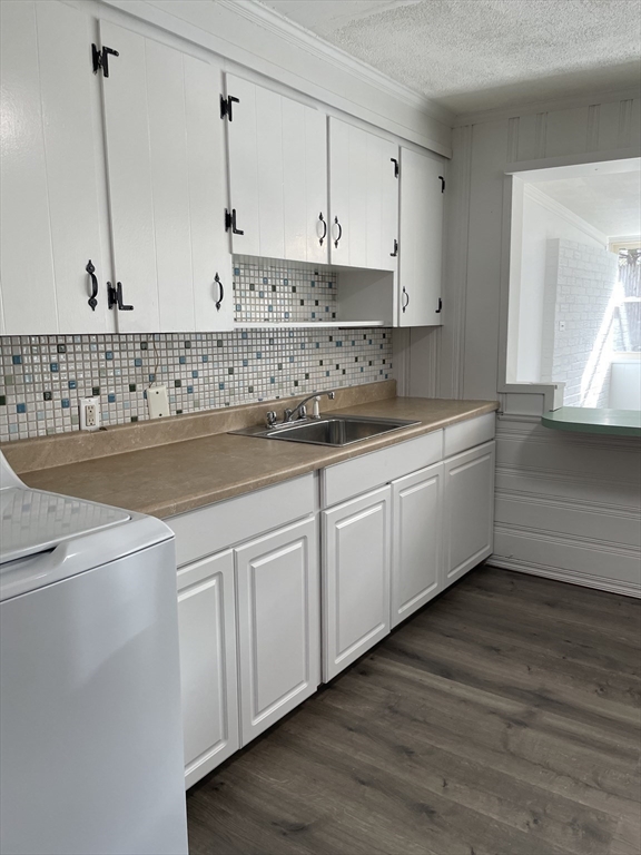 361 Mishawum Road Woburn, MA 01801 - Photo 6 of 23