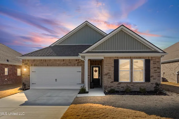 $349,900 | 44 Harvest Dance Drive, Byhalia, MS 38611