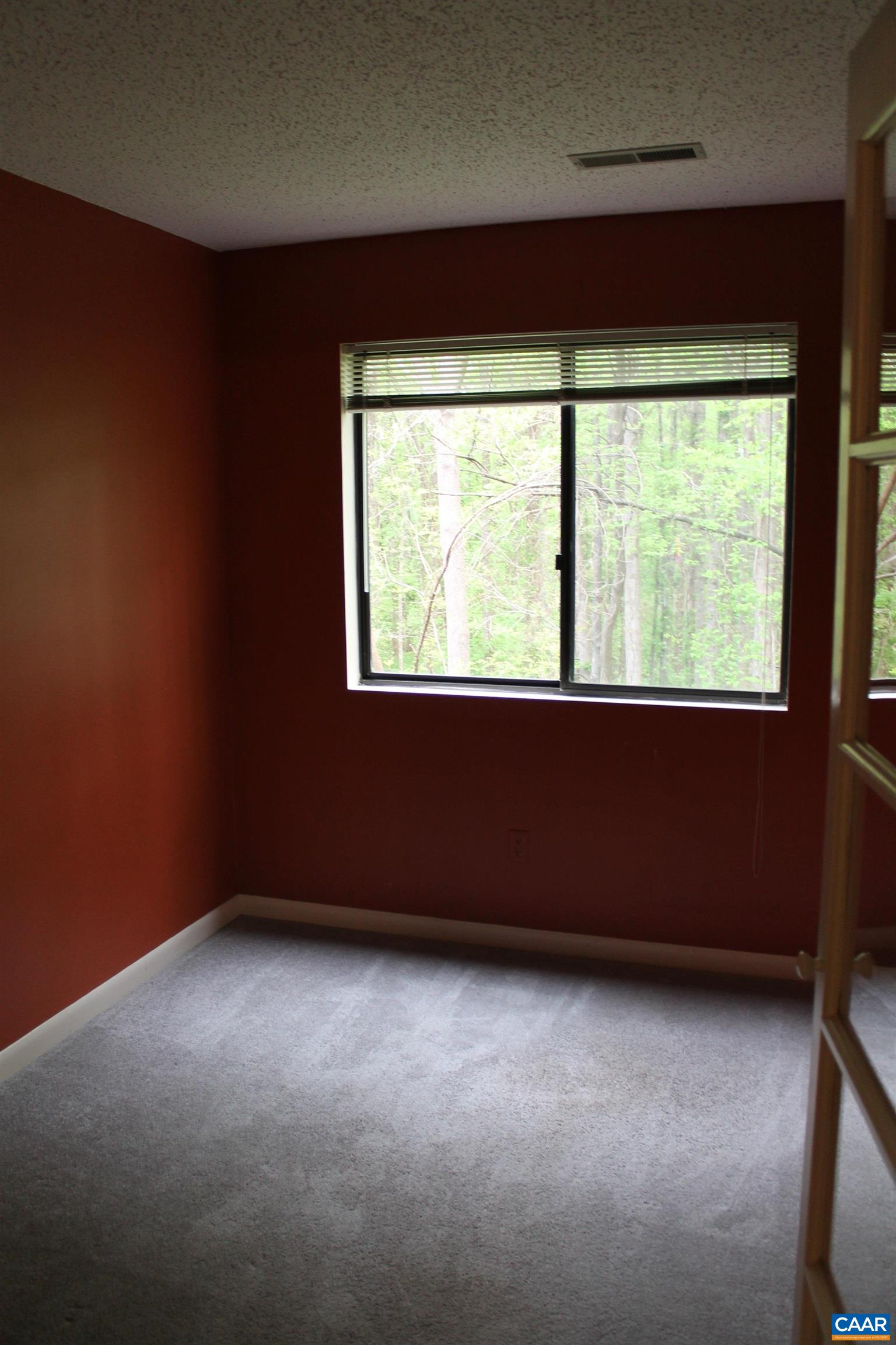 117 Turtle Creek Road, Unit 7 Charlottesville, VA 22901 - Photo 12 of 23 Gallery Image 12