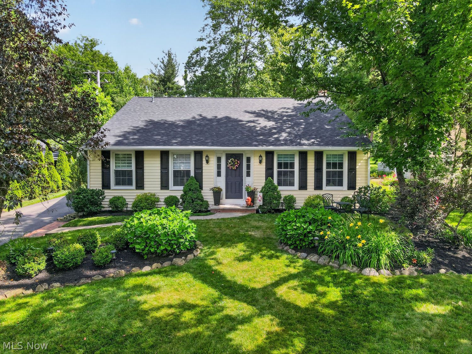 8446 Rockspring Drive Chagrin Falls, OH 44023 - Photo 1 of 50