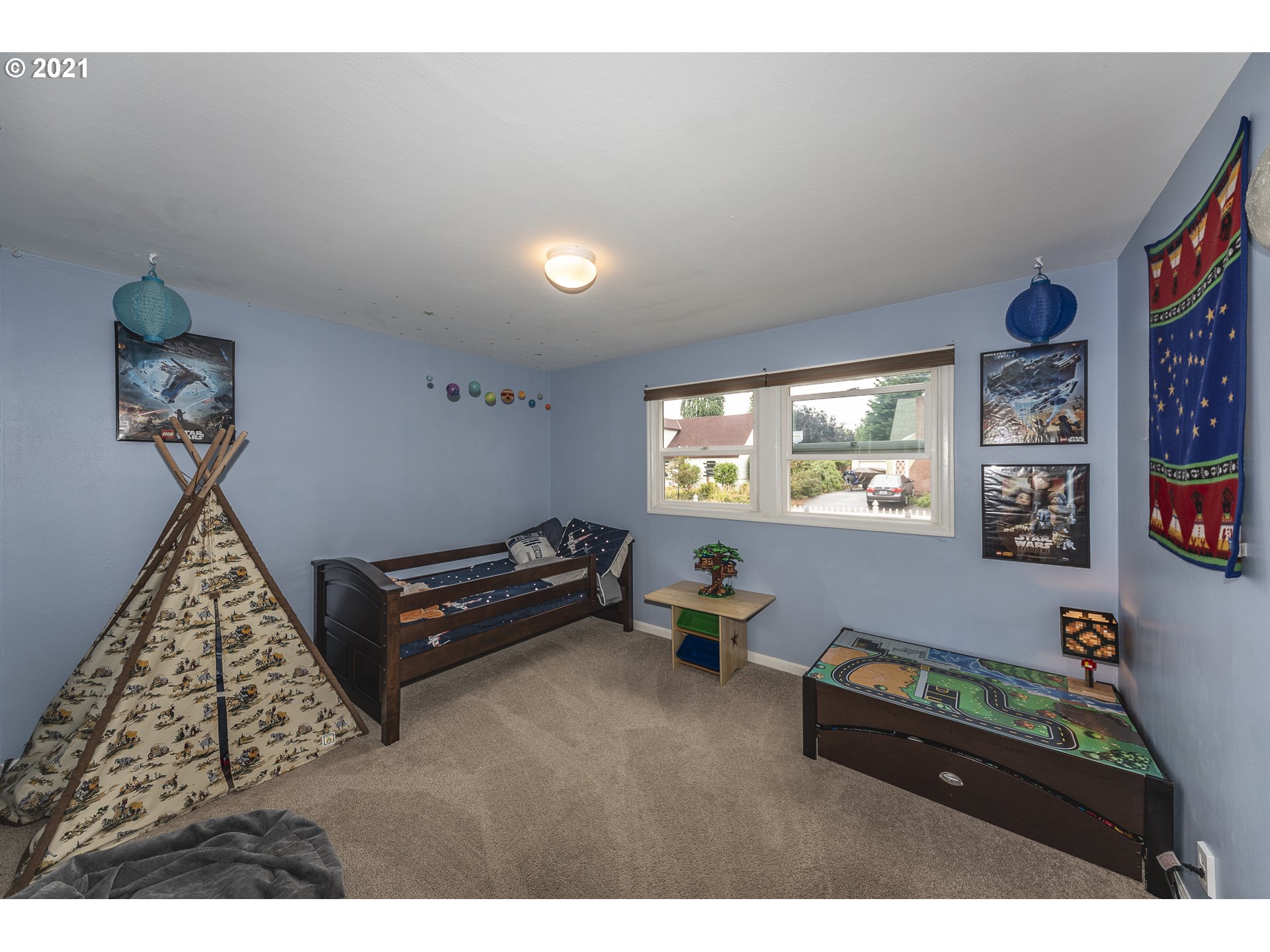 11855 Southwest 12th Street Beaverton, OR 97005 - Photo 11 of 21 Gallery Image 11