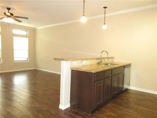 $3,575 | 405 A Ash Street, Unit CS, College Station, TX 77840