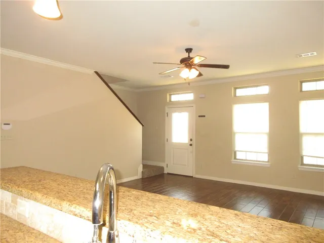 $3,575 | 405 A Ash Street, Unit CS, College Station, TX 77840