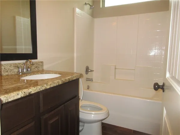 $3,350 | 405 A Ash Street, Unit CS, College Station, TX 77840