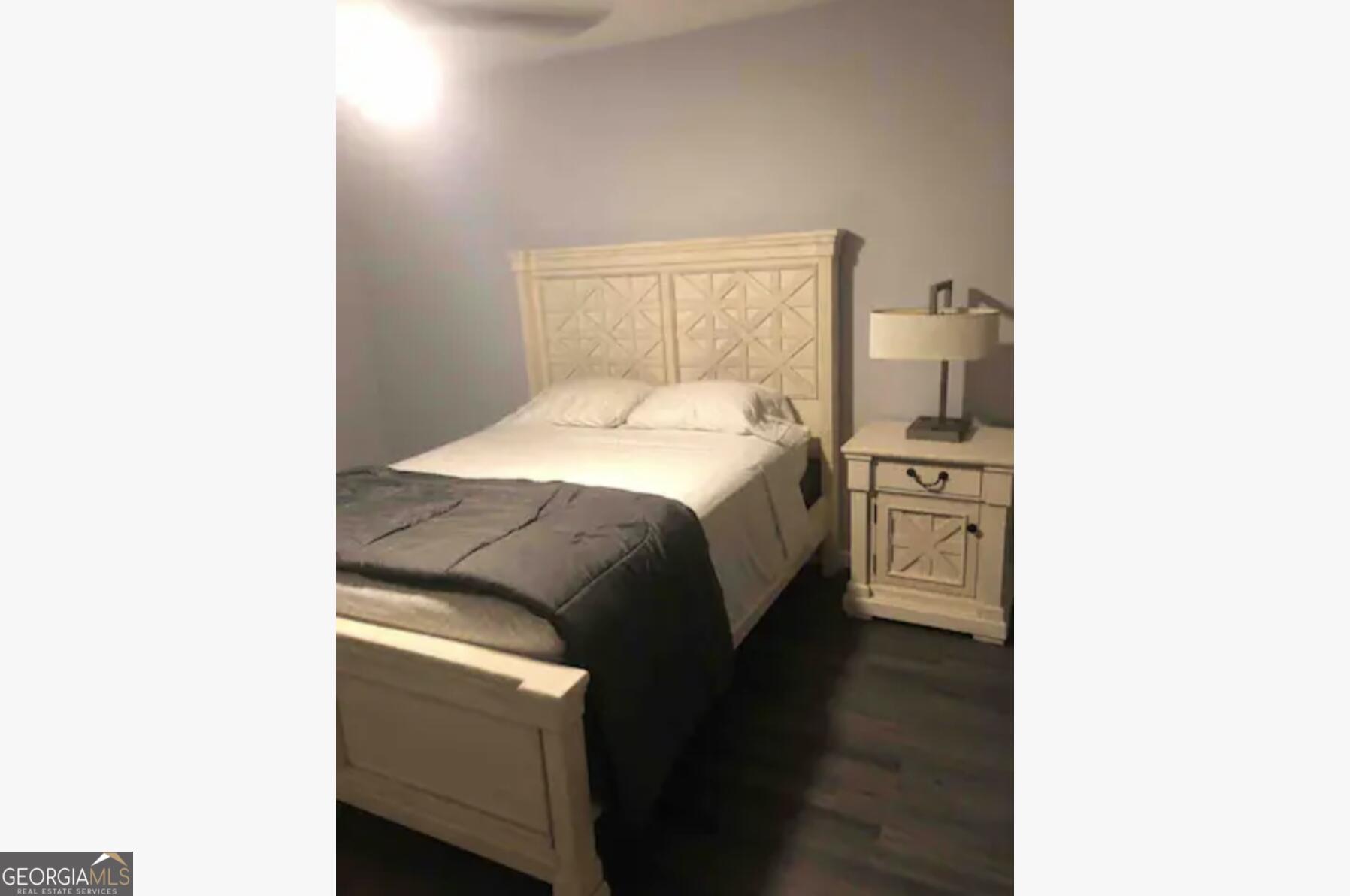 3834 Kensingwood Trace Decatur, GA 30032 - Photo 8 of 26 a en suite bathroom with a sink and a mirror