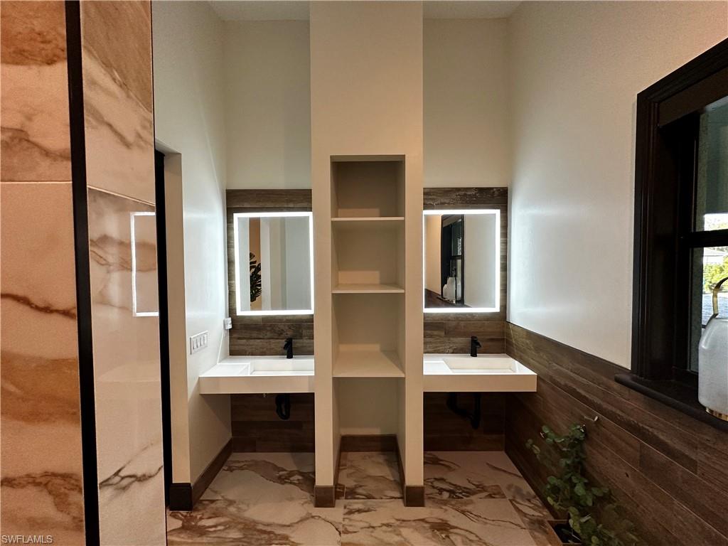 1391 Oakes Boulevard Naples, FL 34119 - Photo 29 of 43 Master Bathroom