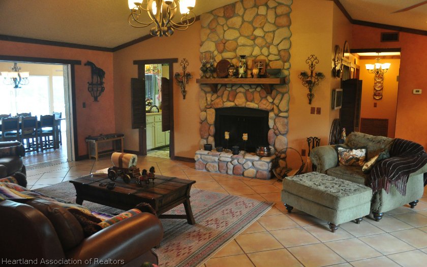 4104 Appaloosa Road Sebring, FL 33875 - Photo 9 of 24 Gallery Image 9