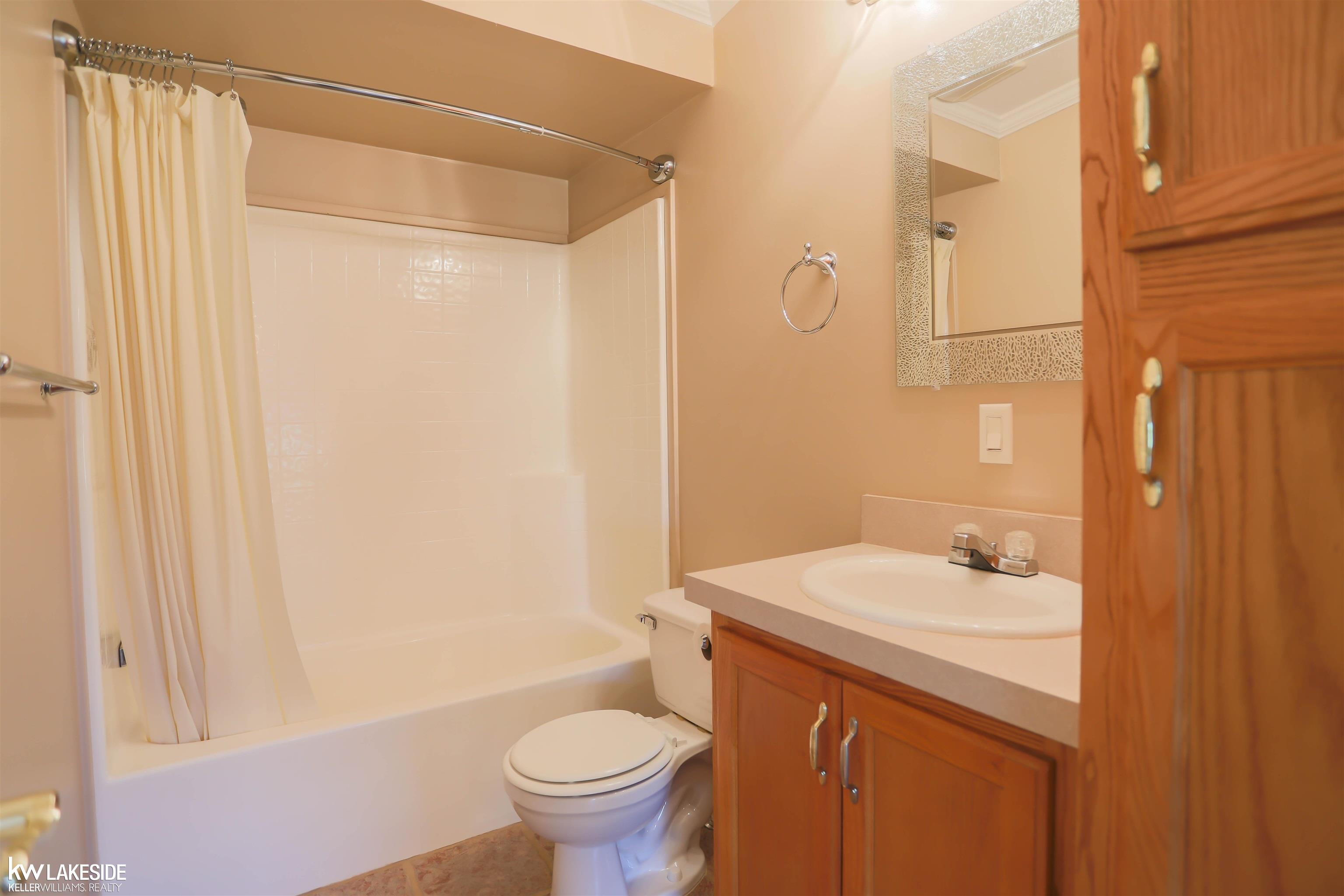 70107 Wolcott Road Armada, MI 48005 - Photo 14 of 35
