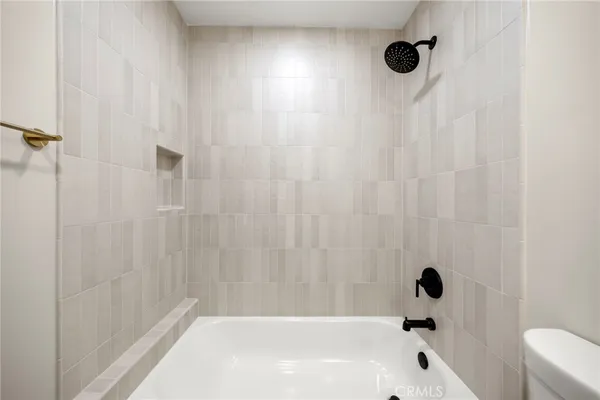 $2,600 | 1822 East 2nd, Unit 6, Long Beach, CA 90802
