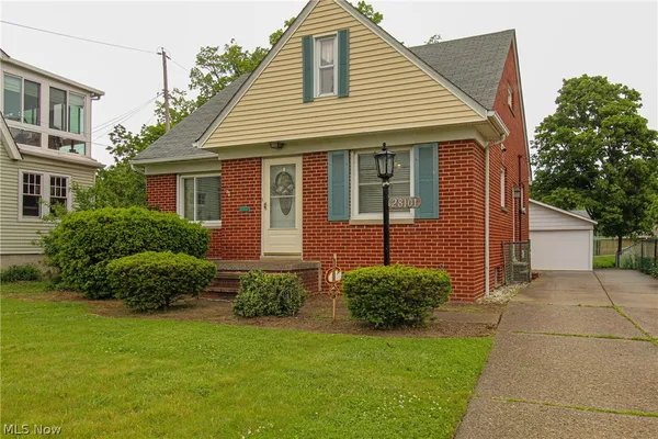 $135,000 | 28101 Lakeshore Boulevard, Euclid, OH 44132