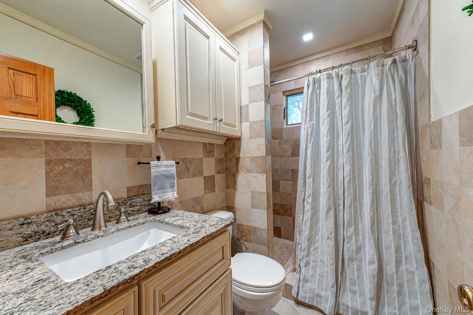 480 Miller Place Road Miller Place, NY 11764 - Photo 10 of 17