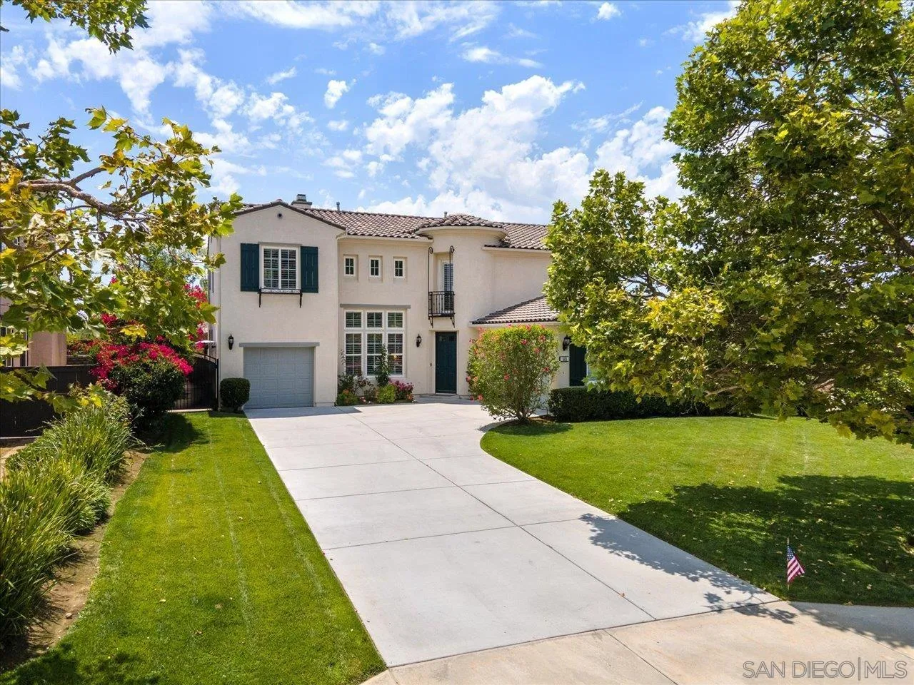565 Hidden Trails Road Escondido, CA 92027 - Photo 52 of 52 a front view of a house with garden