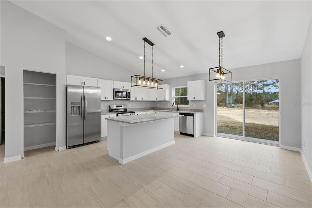 20 Locust Loop Circle Ocala, FL 34472 - Photo 7 of 19