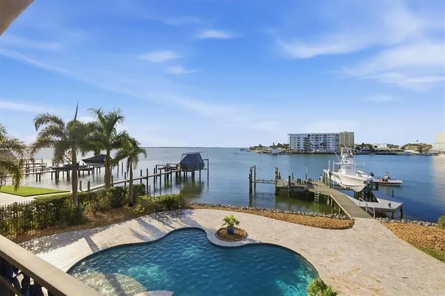 $3,799,000 | 2484 Baywood Drive West, Dunedin, FL 34698