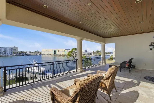 $3,799,000 | 2484 Baywood Drive West, Dunedin, FL 34698