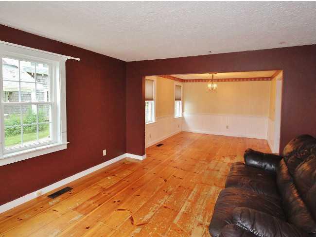 15 Main Street Tenants Harbor, ME 04860 - Photo 12 of 28 Living Room.